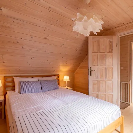 Pod Sosnami - Maly Dom * コパリノ